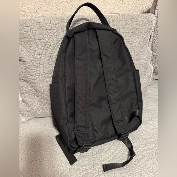 NWOT Classic Black Backpack with Interior Laptop Sleeve - Picture 4 of 5